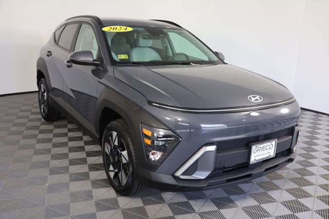Certified 2024 Hyundai Kona SEL w/ Convenience Package image 1