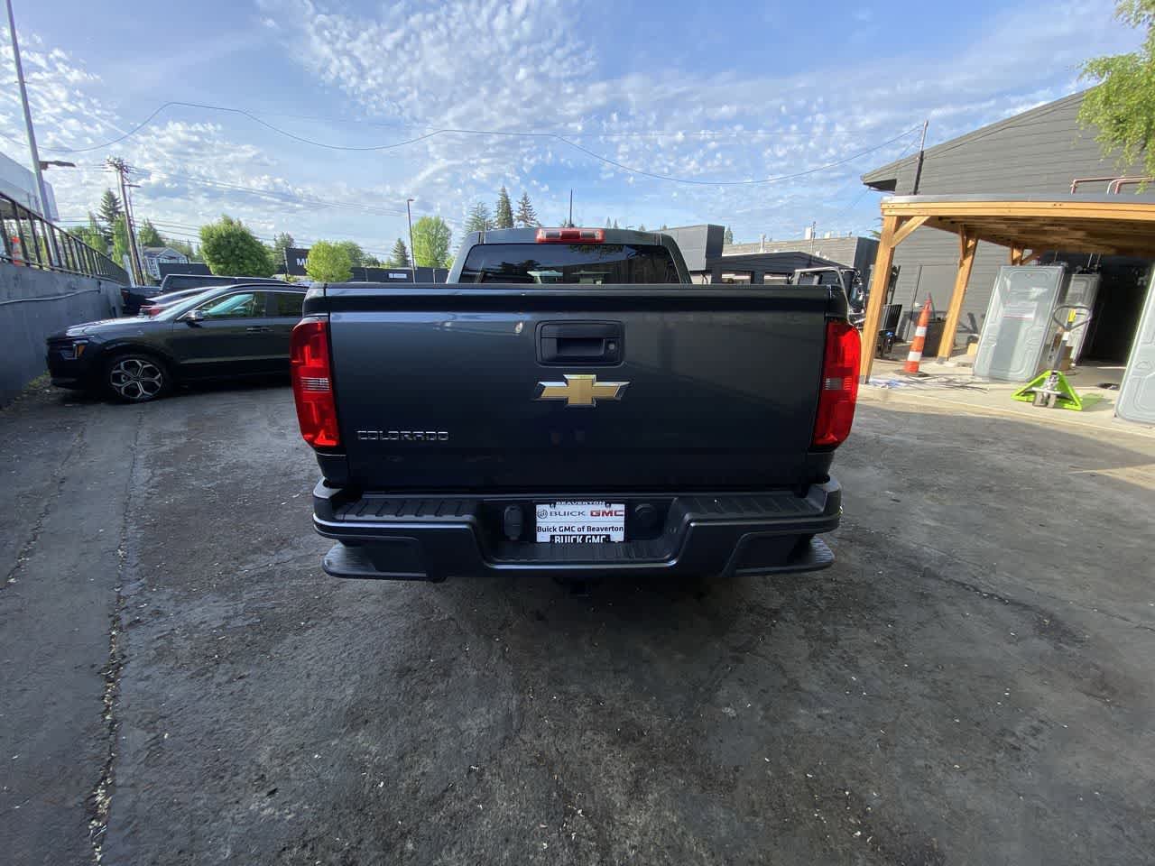 Used 2015 Chevrolet Colorado Z71 AWD/4WD image 5