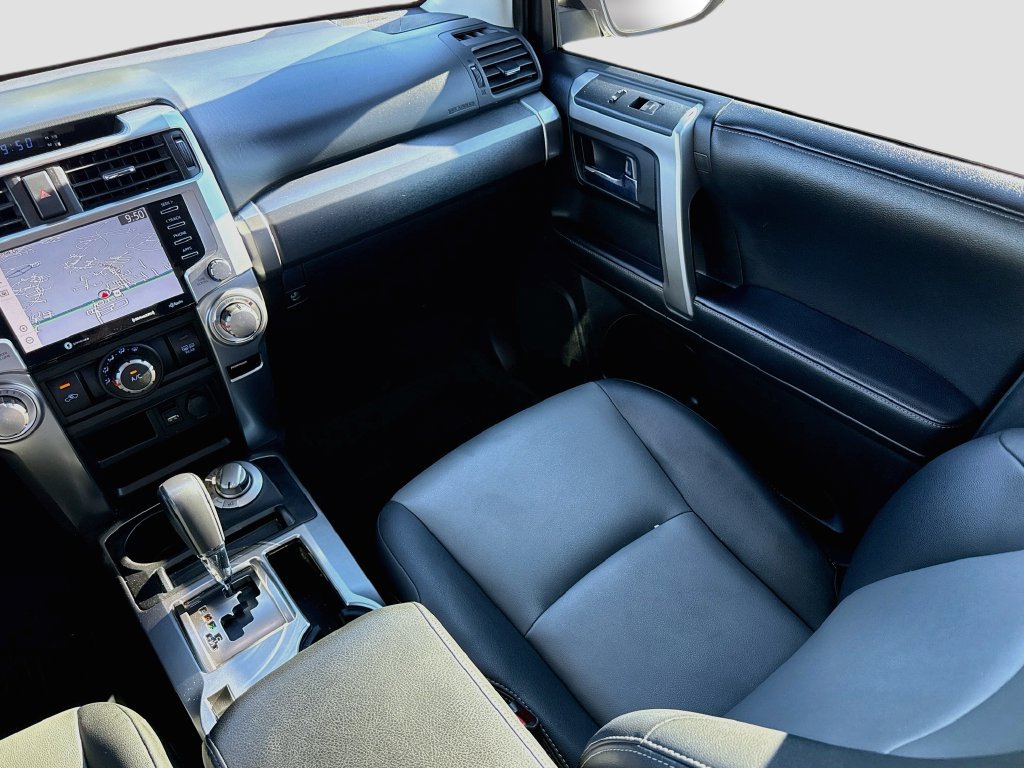 Used 2021 Toyota 4Runner SR5 Premium w/ Moonroof Package AWD/4WD image 27