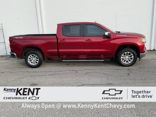 Certified 2024 Chevrolet Silverado 1500 LT w/ Convenience Package II image 3