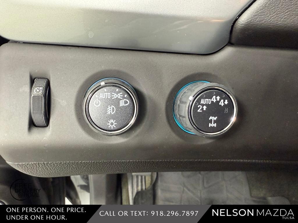 Used 2017 Chevrolet Tahoe LT AWD/4WD image 27