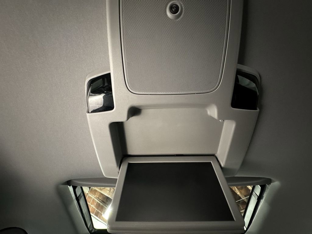 Used 2023 Honda Odyssey Touring image 32