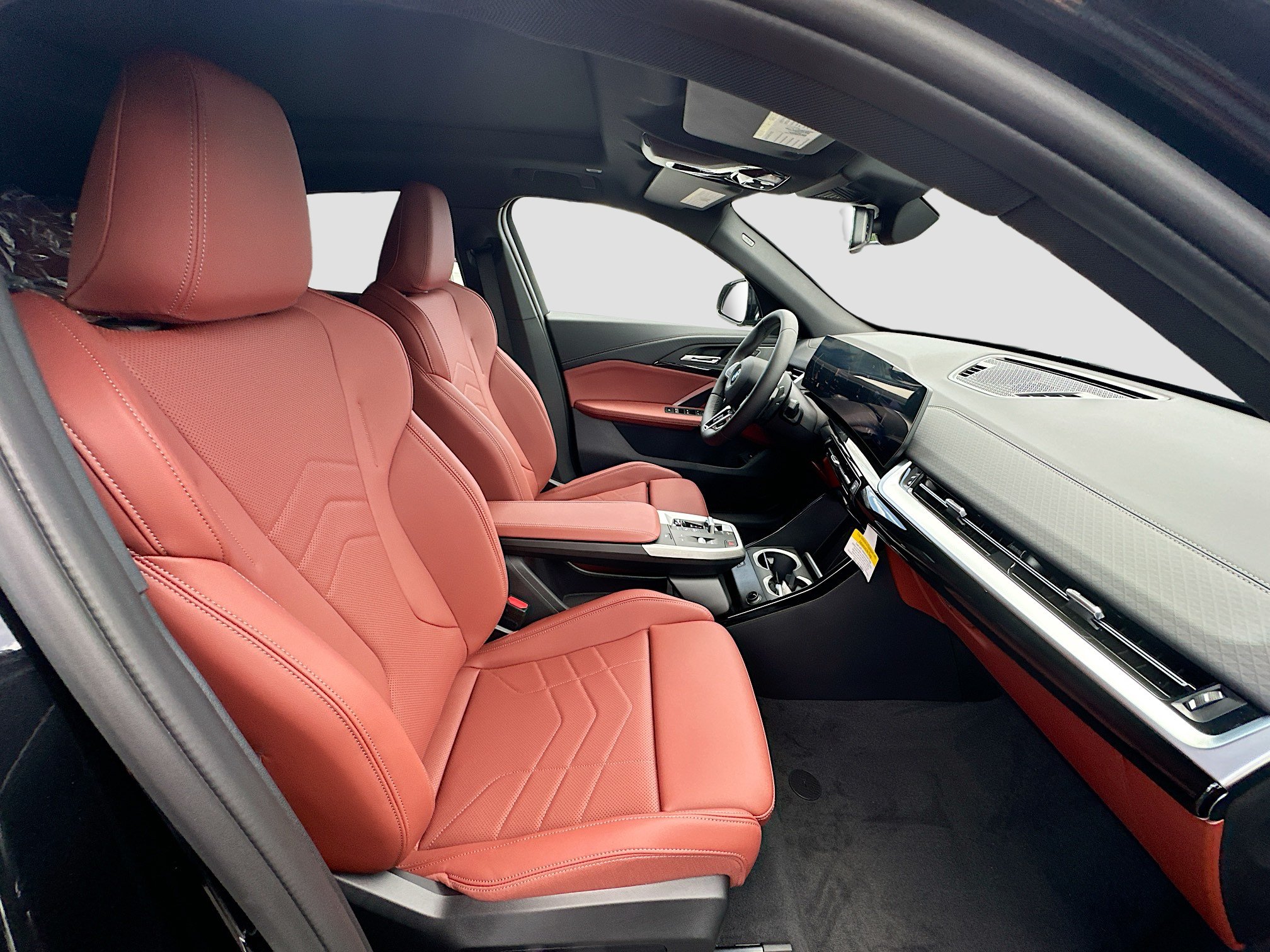 New 2026 BMW X2 xDrive28i AWD/4WD image 21