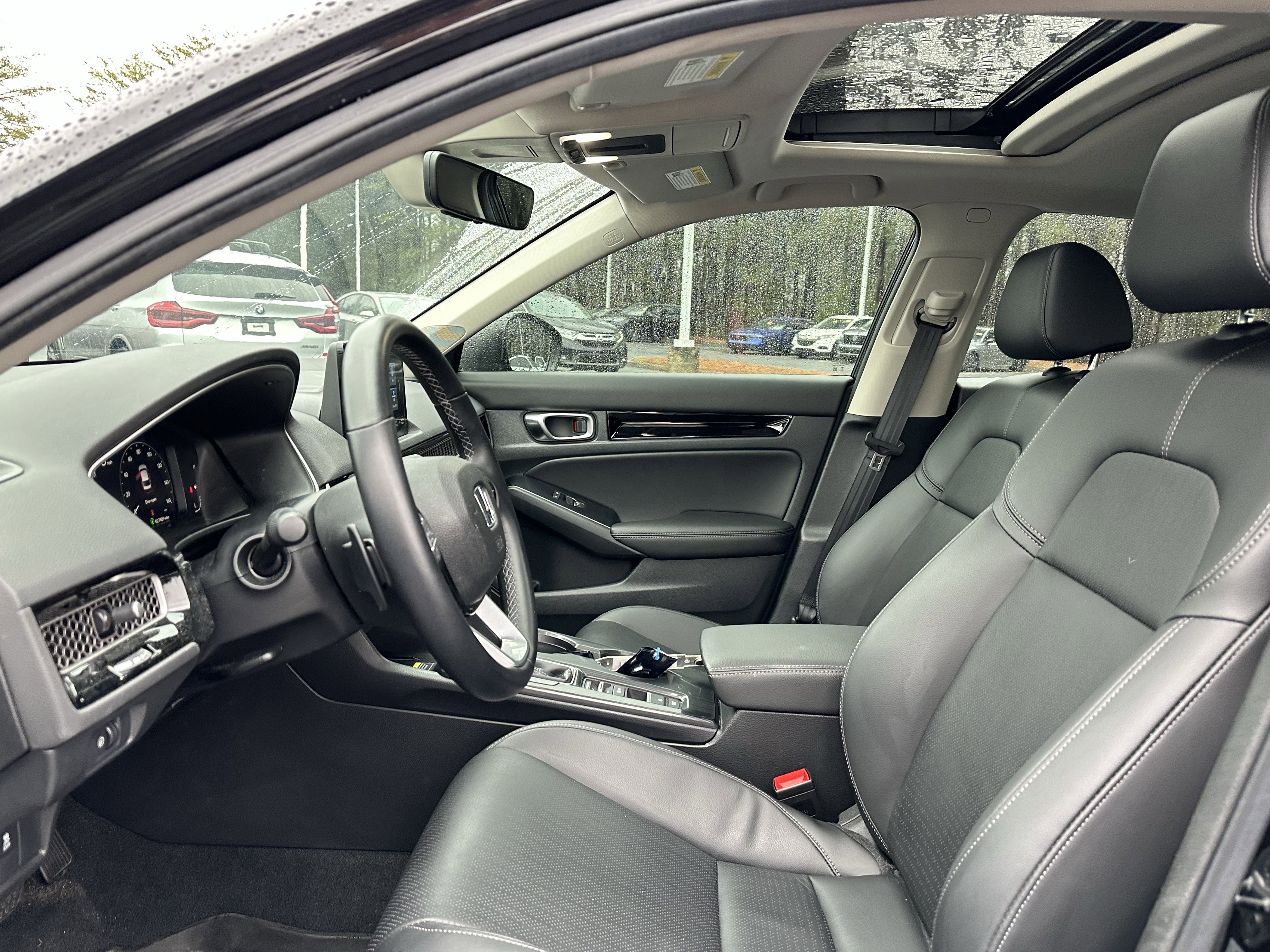 Used 2024 Honda Civic Touring image 7