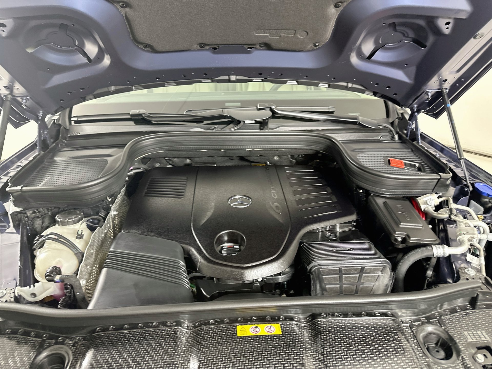 New 2027 Mercedes-Benz GLS 450 4MATIC image 34