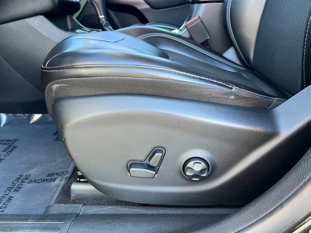 Used 2019 Jeep Cherokee Latitude Plus FWD image 9