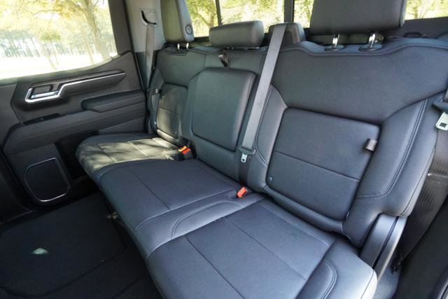 Used 2025 GMC Sierra 1500 SLT w/ SLT Premium Plus Package image 28