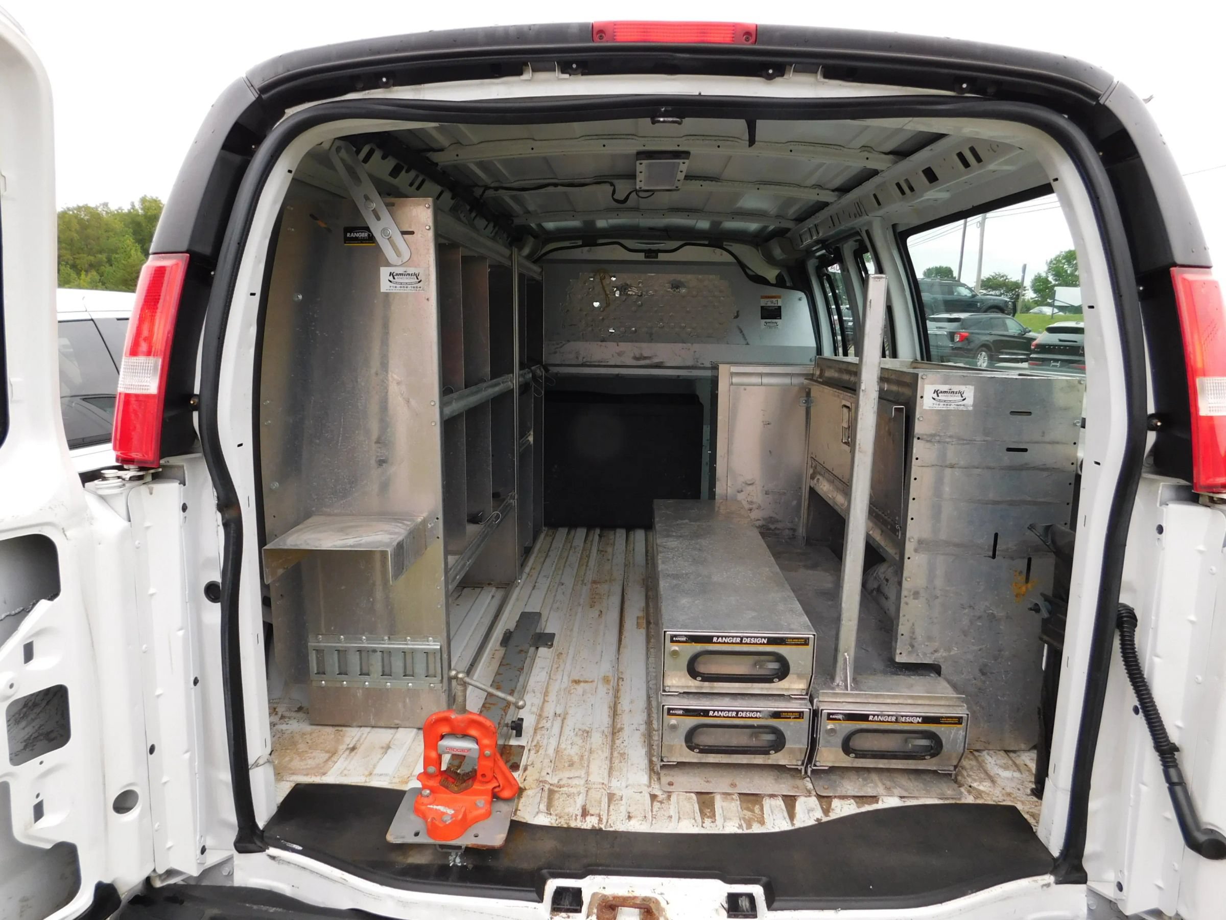 Used 2020 Chevrolet Express 2500 w/ Driver Convenience Package RWD image 7