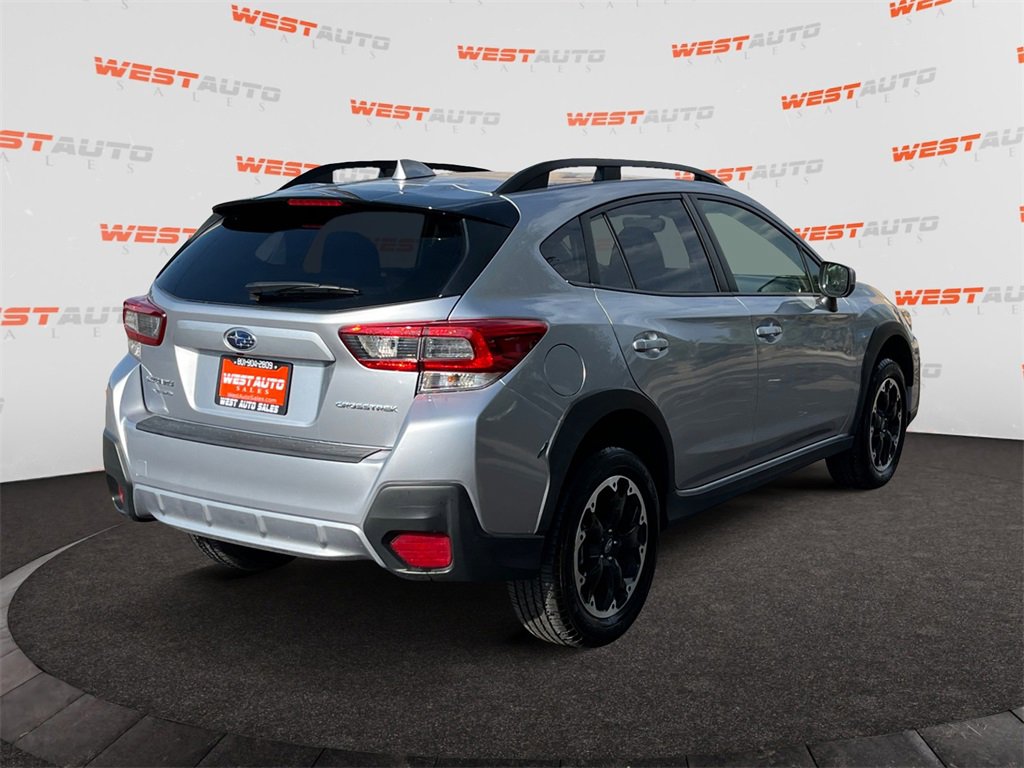 Used 2022 Subaru Crosstrek 2.0i Premium w/ Popular Package #3 image 5