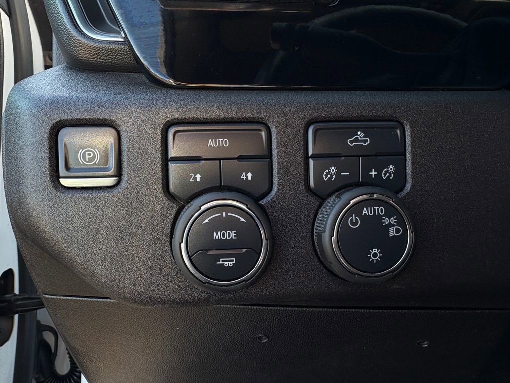 Used 2025 Chevrolet Silverado 1500 LT w/ Work Truck Package image 67