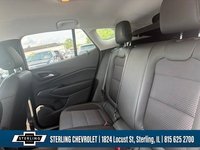 Used 2025 Chevrolet Trax LT FWD image 14