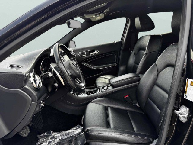 Used 2020 Mercedes-Benz GLA 250 4MATIC image 14