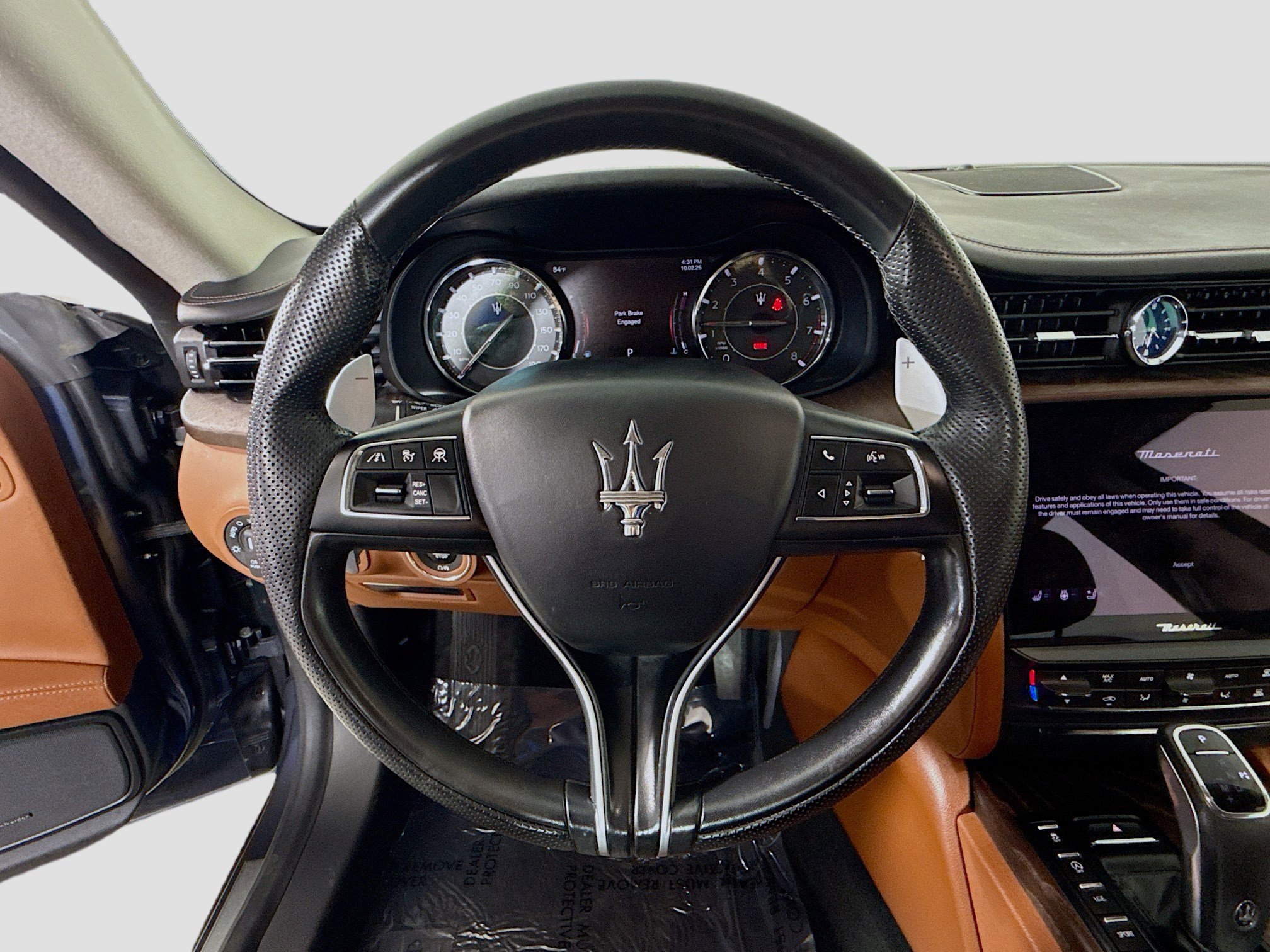 Used 2022 Maserati Quattroporte Modena Q4 image 13