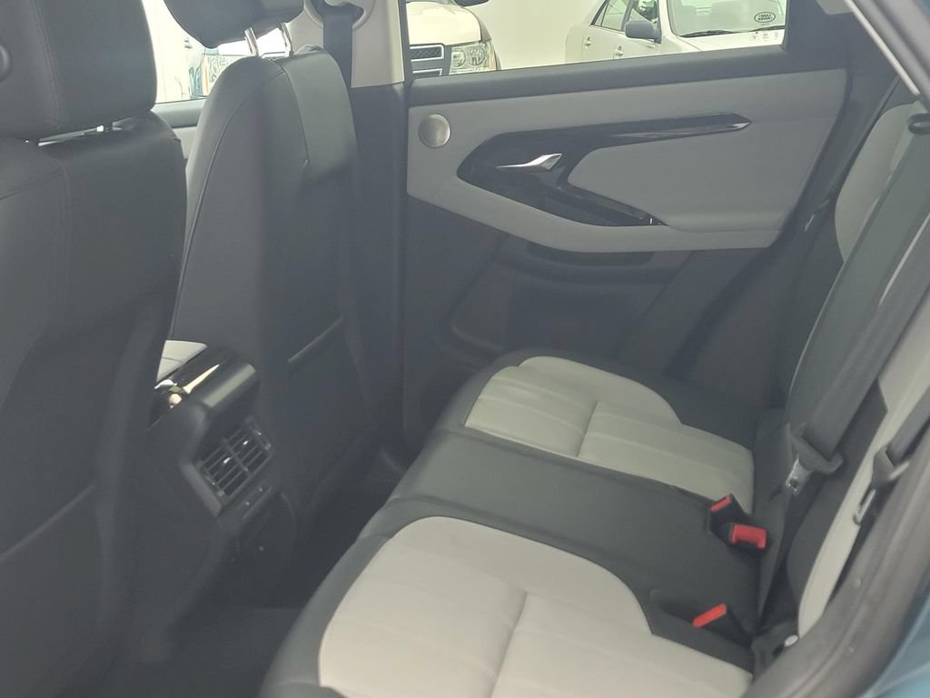 Used 2024 Land Rover Range Rover Evoque Dynamic SE AWD/4WD image 15