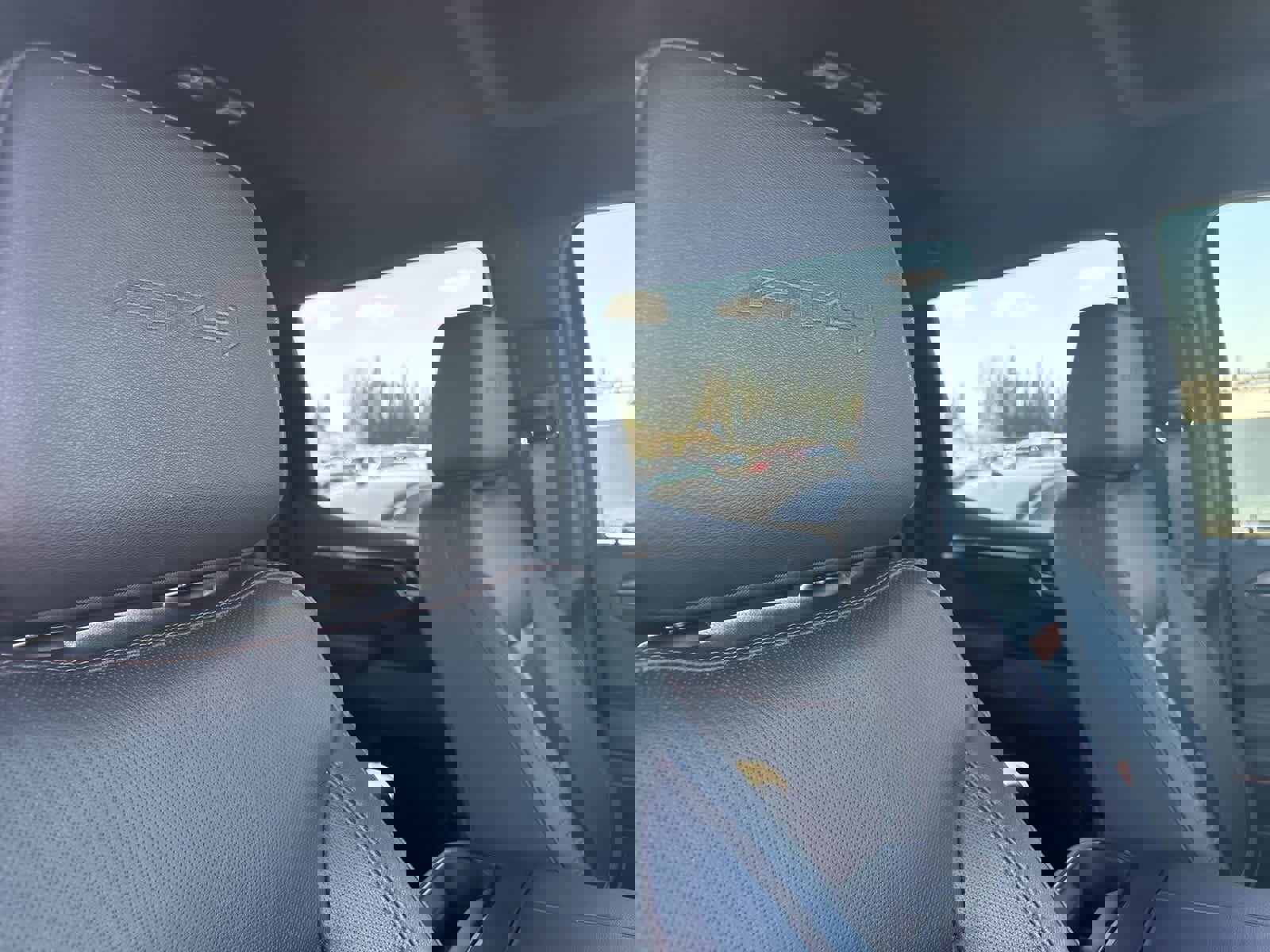 Used 2023 GMC Sierra 1500 AT4 image 14