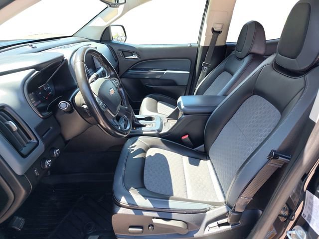 Used 2020 Chevrolet Colorado Z71 w/ Z71 Midnight Edition AWD/4WD image 9