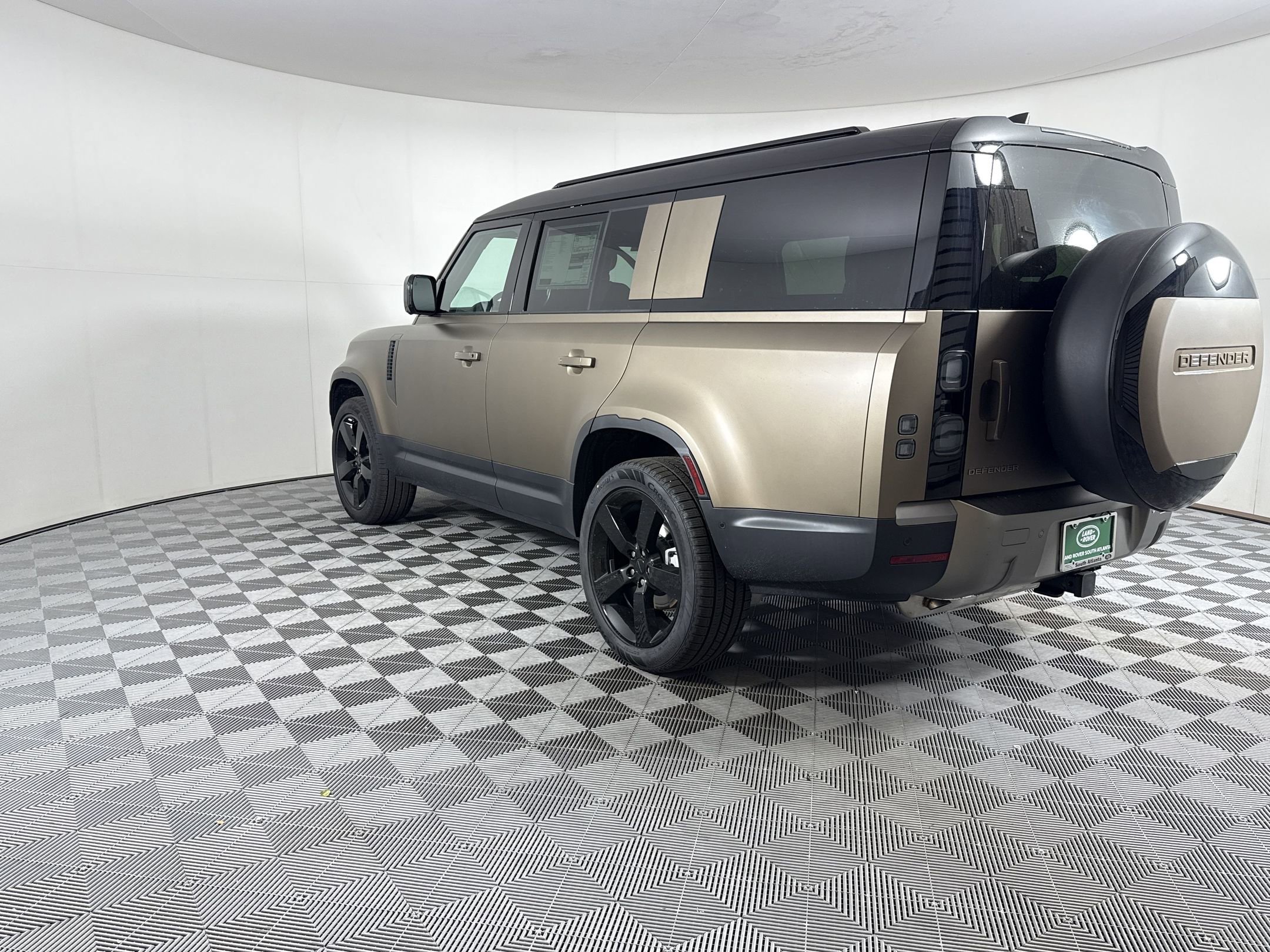 New 2026 Land Rover Defender 130 S AWD/4WD image 3