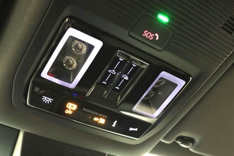 New 2026 Volkswagen Tiguan SE R-Line image 29