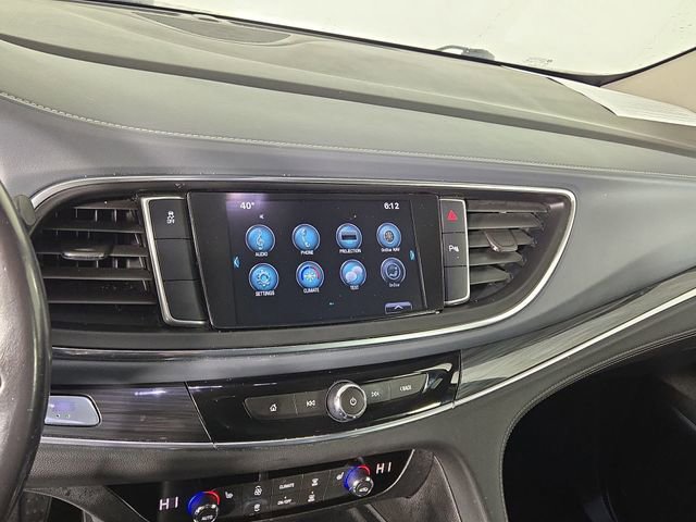 Used 2019 Buick Enclave Essence image 18