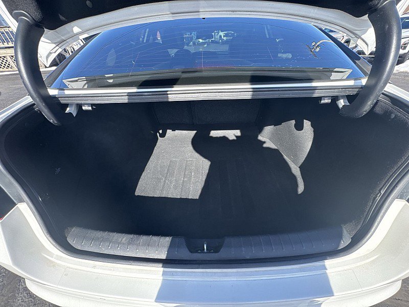 Used 2018 Kia Optima SX image 22