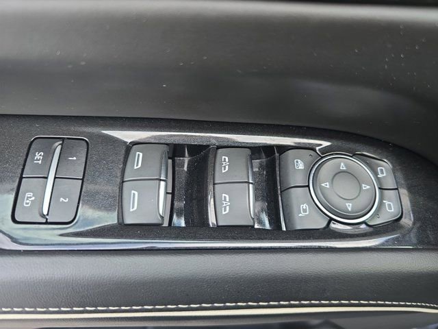 Used 2023 Cadillac Escalade Sport Platinum image 29