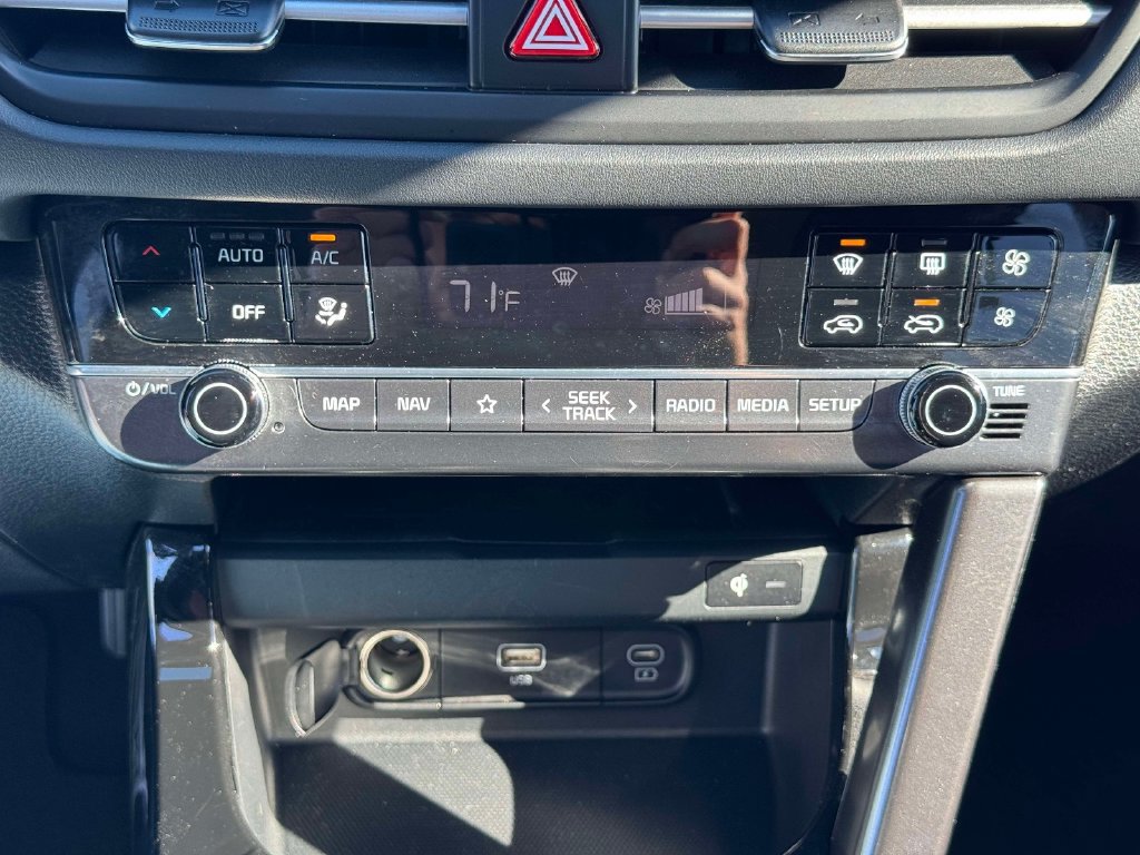 Certified 2024 Kia Seltos EX AWD/4WD image 29