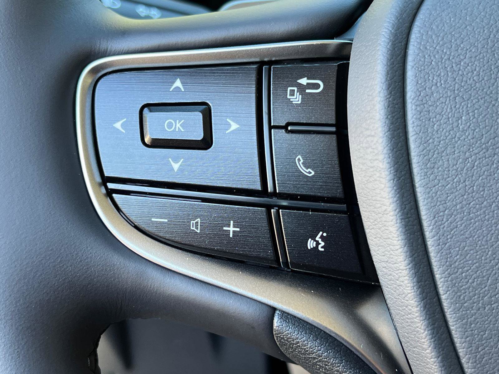 New 2025 Lexus ES 350 w/ Premium Package image 19