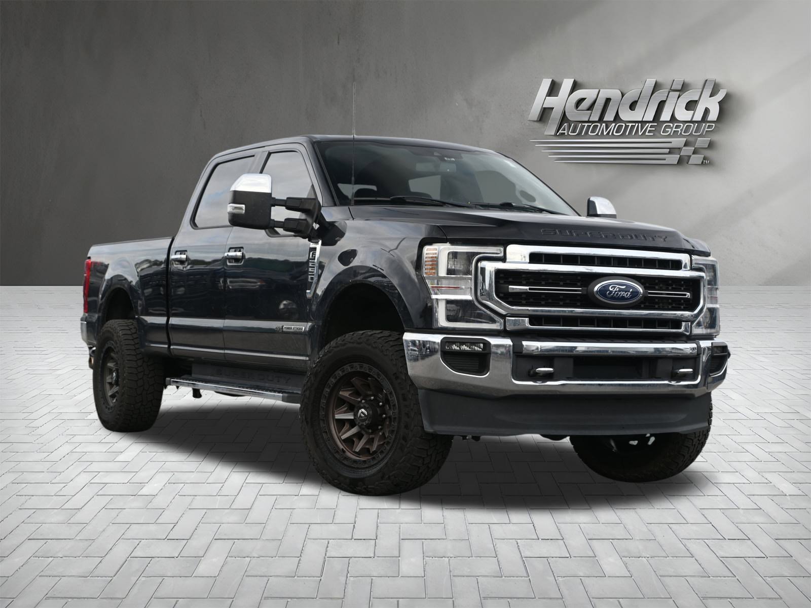 Used 2022 Ford F250 Lariat w/ Lariat Ultimate Package image 2