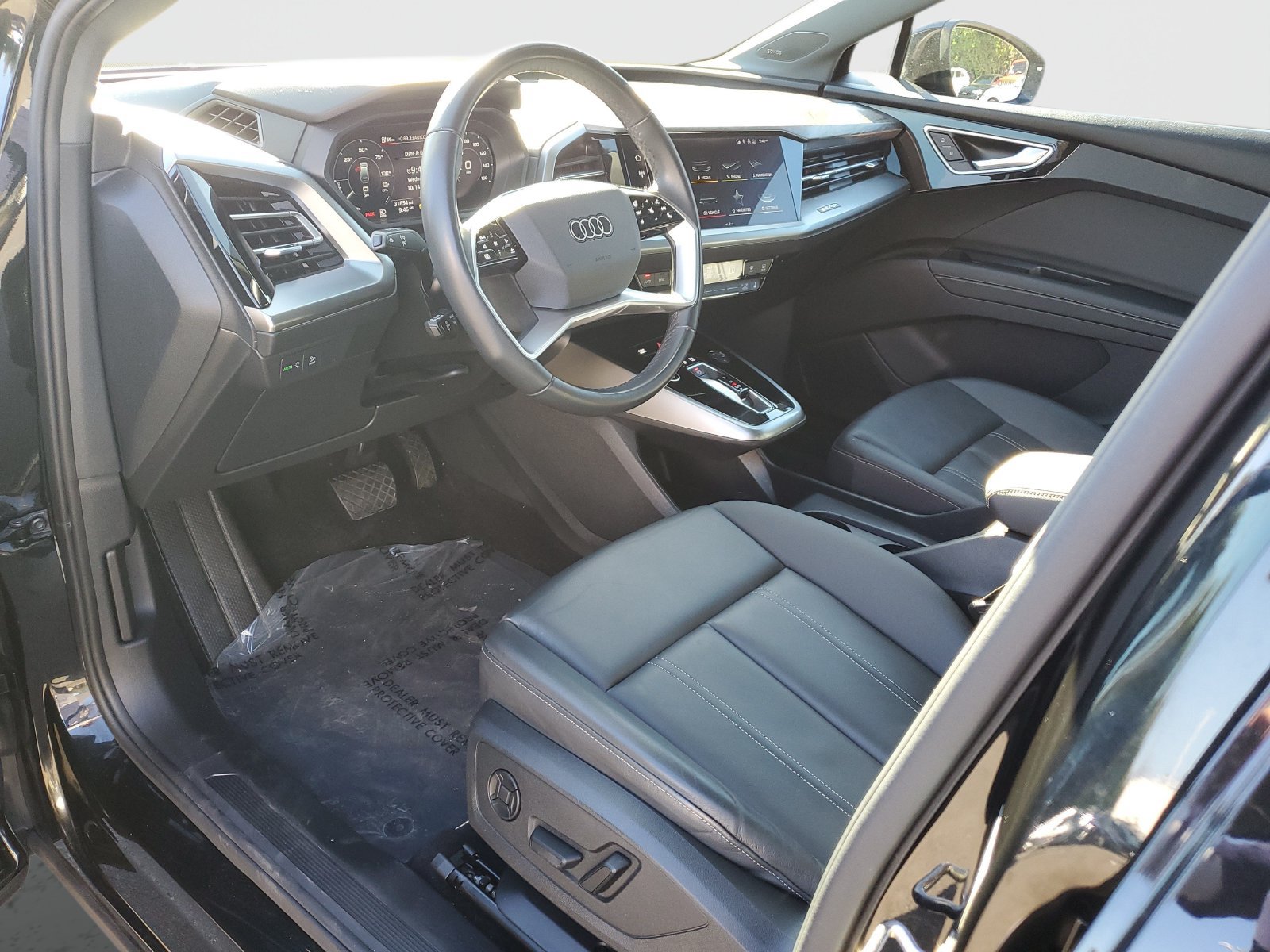 Used 2024 Audi Q4 e-tron Prestige w/ Black Optic Package AWD/4WD image 19
