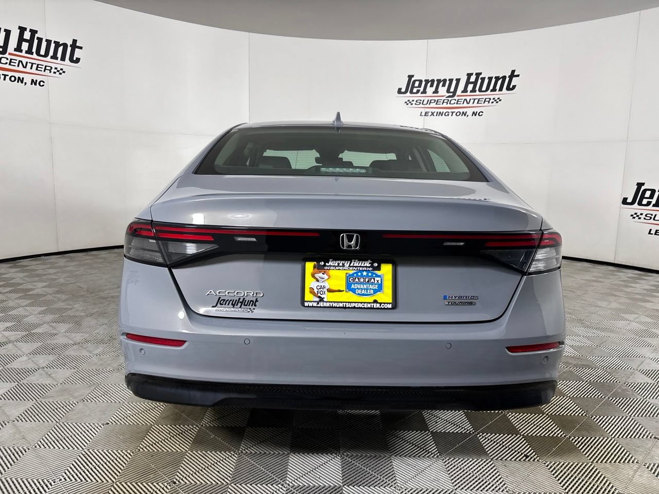 Used 2023 Honda Accord Touring image 5