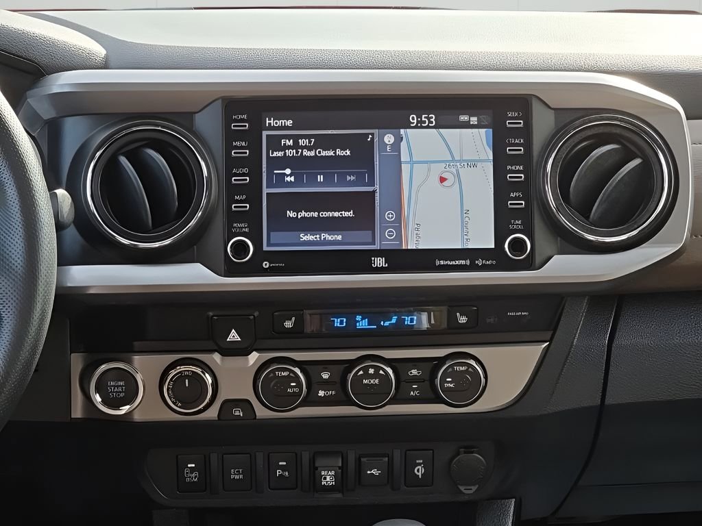 Used 2021 Toyota Tacoma Limited image 22