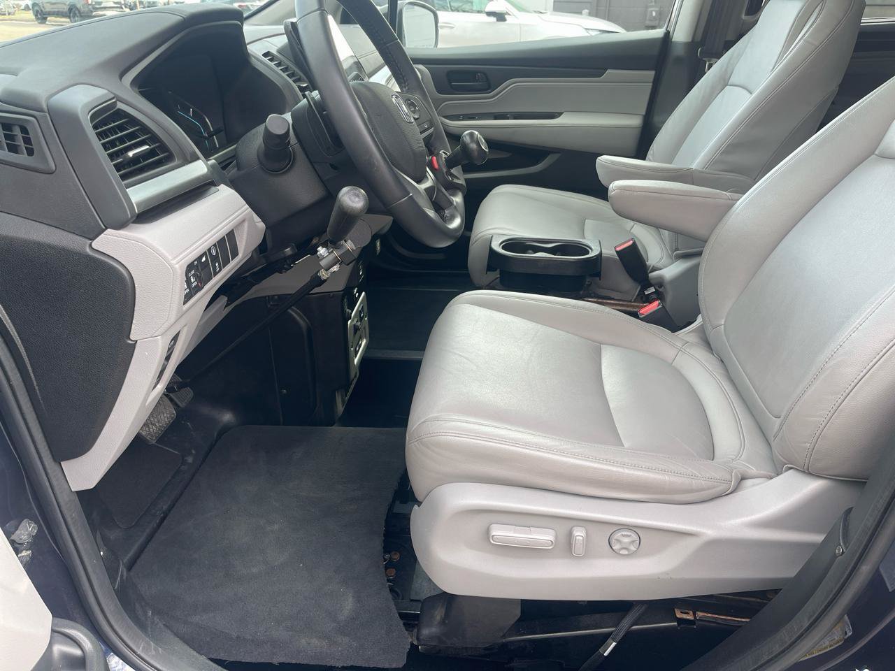 Used 2023 Honda Odyssey EX-L image 9