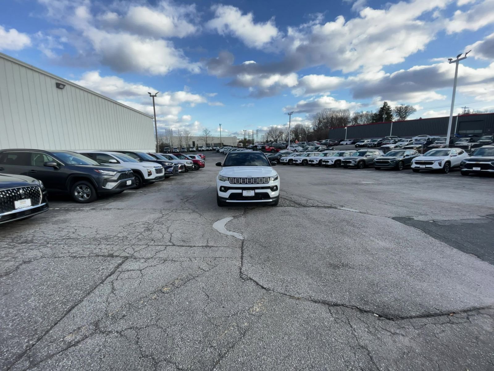 Used 2025 Jeep Compass Limited image 14