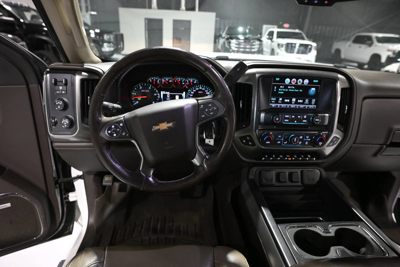 Used 2019 Chevrolet Silverado 2500 LTZ w/ Duramax Plus Package AWD/4WD image 20