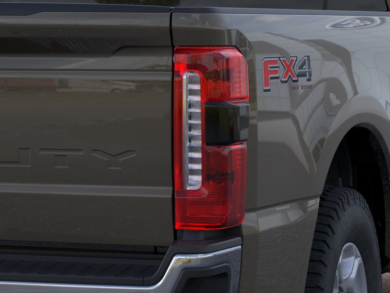 New 2026 Ford F250 XLT w/ XLT Premium Package AWD/4WD image 21