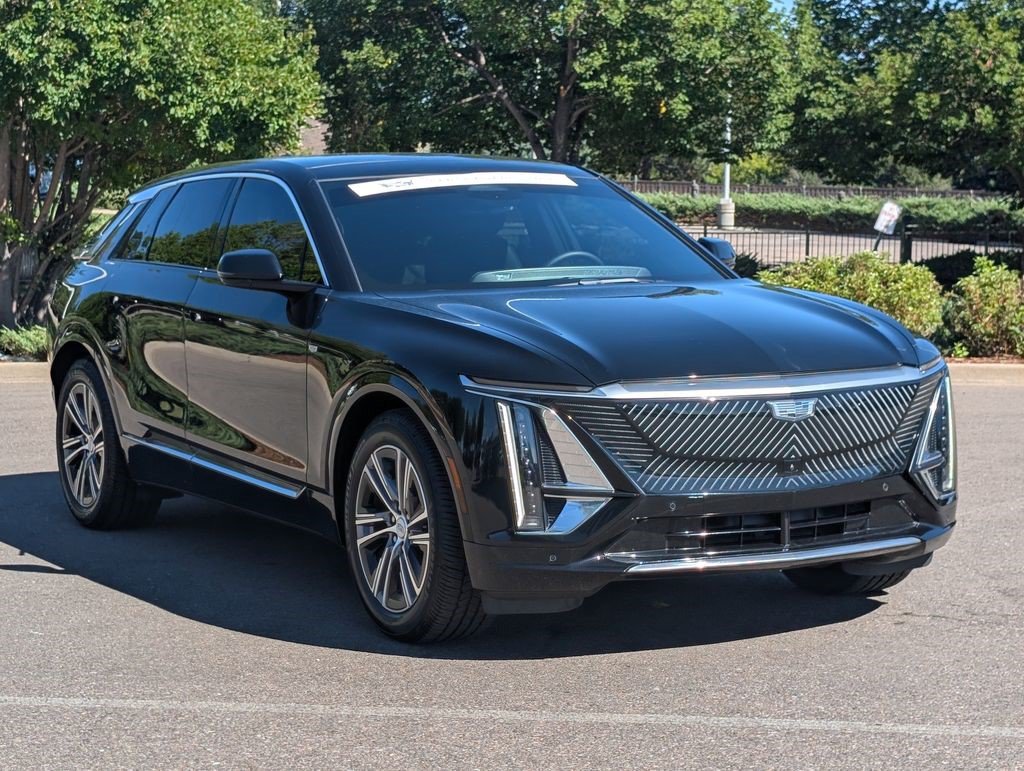 Certified 2024 Cadillac Lyriq Sport AWD/4WD image 6