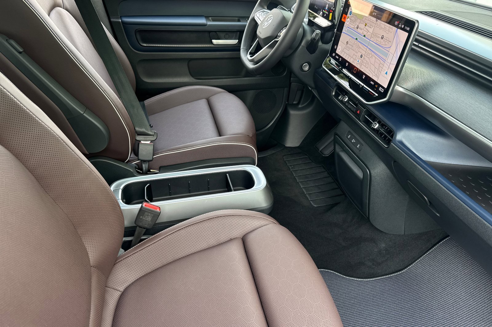 New 2025 Volkswagen ID. Buzz Pro S Plus image 15