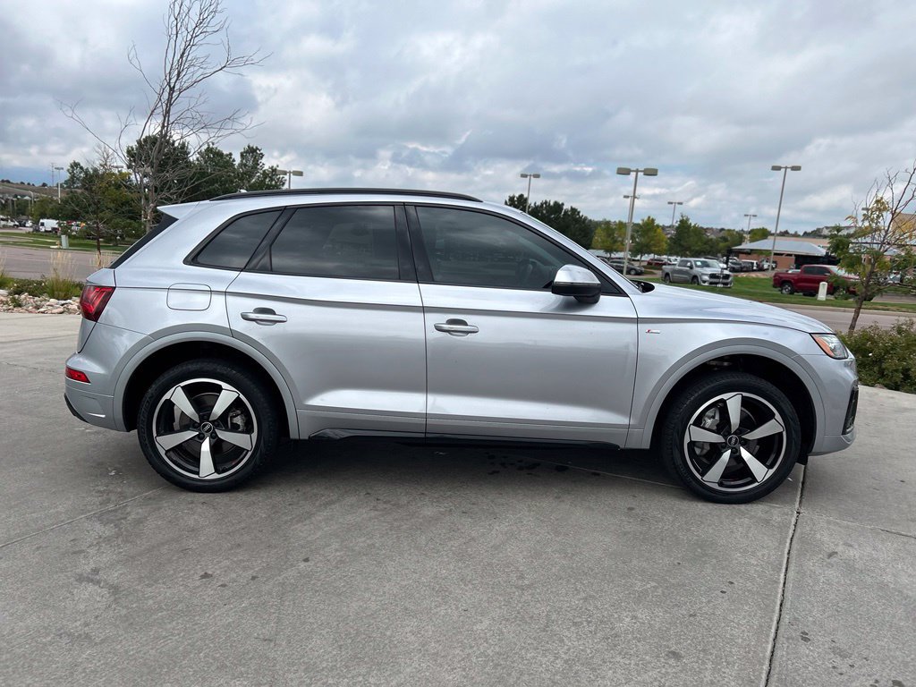 Used 2022 Audi Q5 2.0T Premium Plus w/ Premium Plus Package AWD/4WD image 10