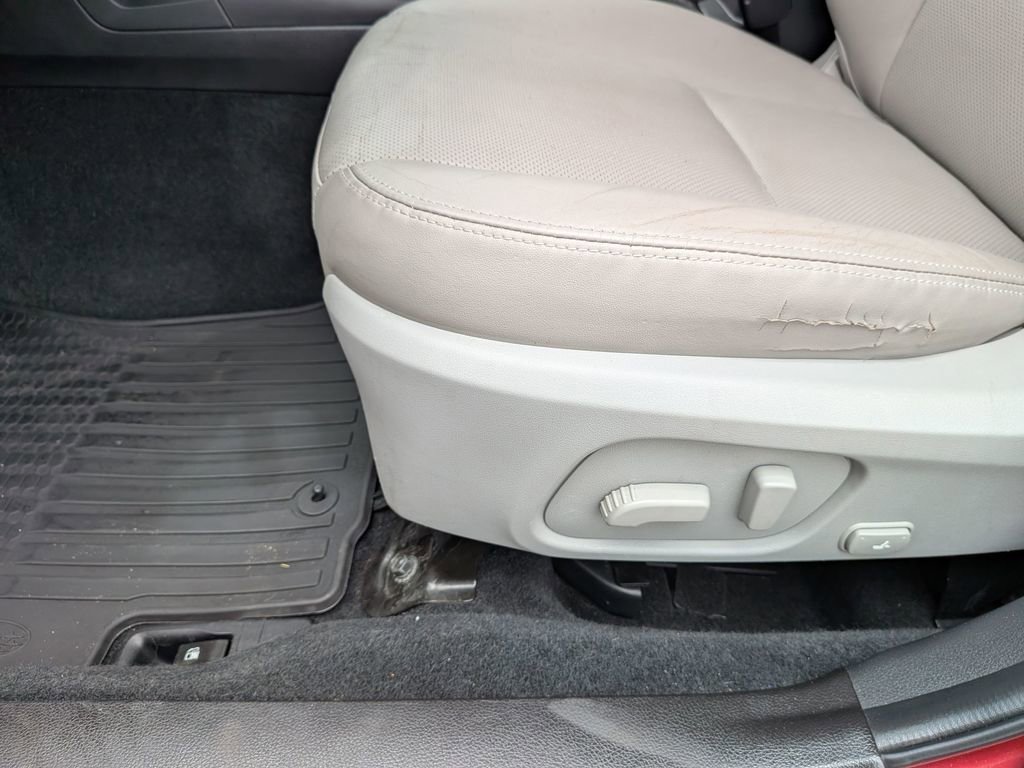 Used 2015 Subaru Forester 2.5i Touring w/ Eyesight & Navigation System AWD/4WD image 15