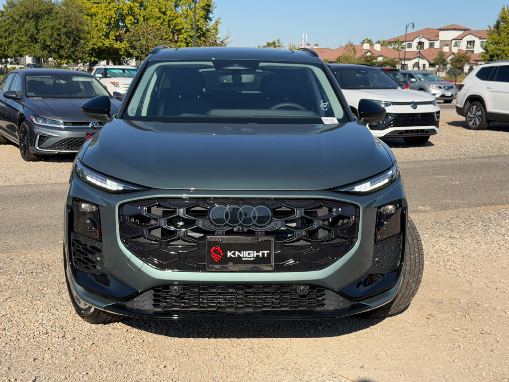 New 2026 Audi Q3 quattro 2.0T AWD/4WD image 4