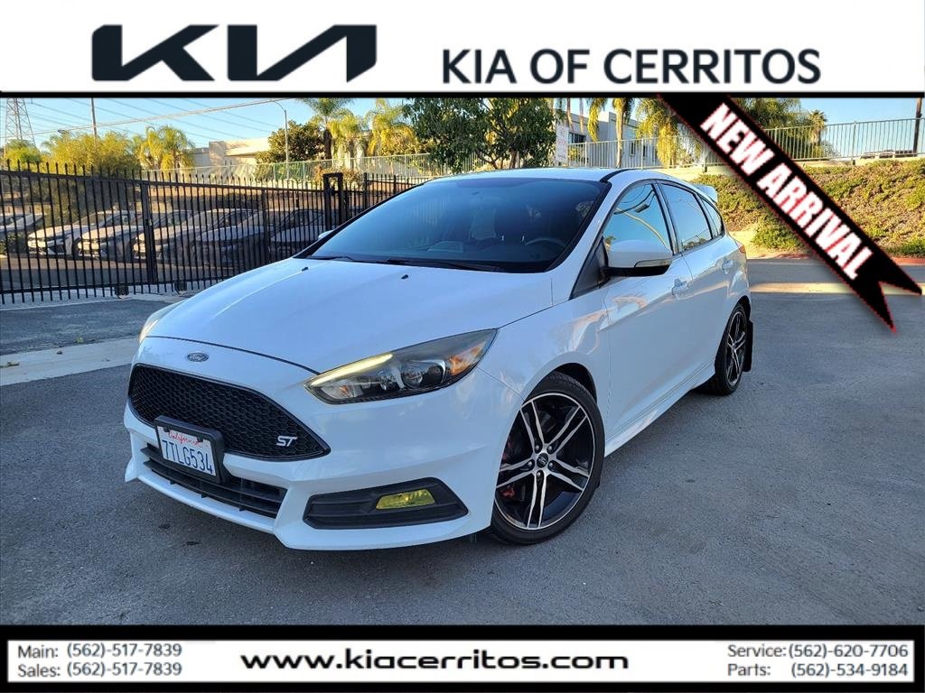 Used 2016 Ford Focus ST w/ Equipment Group 402A