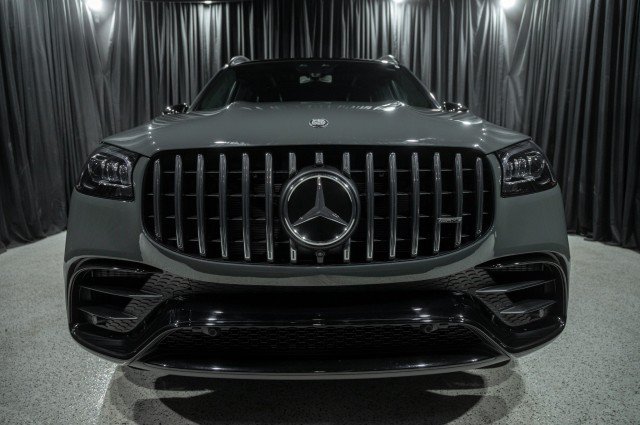 New 2026 Mercedes-Benz GLS 63 AMG 4MATIC image 2