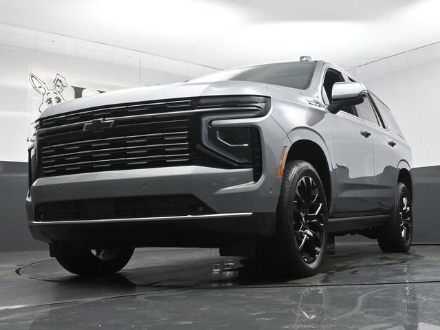 Used 2025 Chevrolet Tahoe High Country AWD/4WD image 4