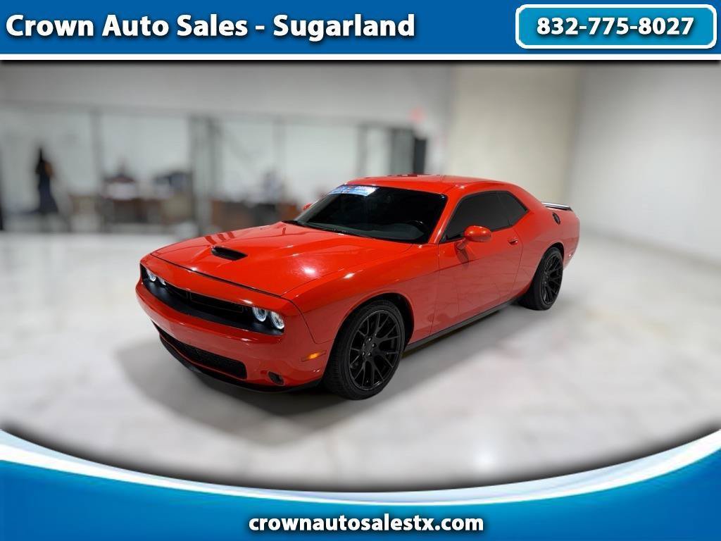 Used 2020 Dodge Challenger R/T w/ Blacktop Package RWD image 1