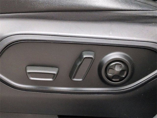 Used 2024 Jeep Grand Cherokee Limited image 13