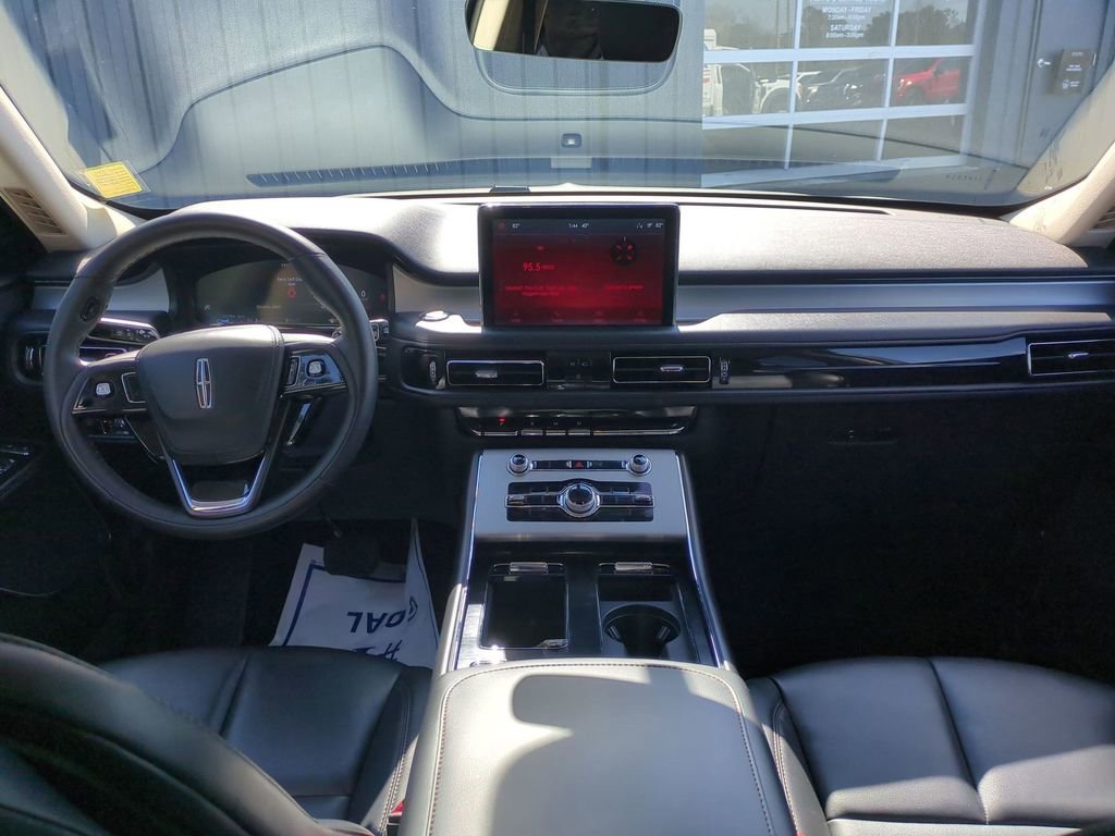 Used 2023 Lincoln Aviator 2WD image 21