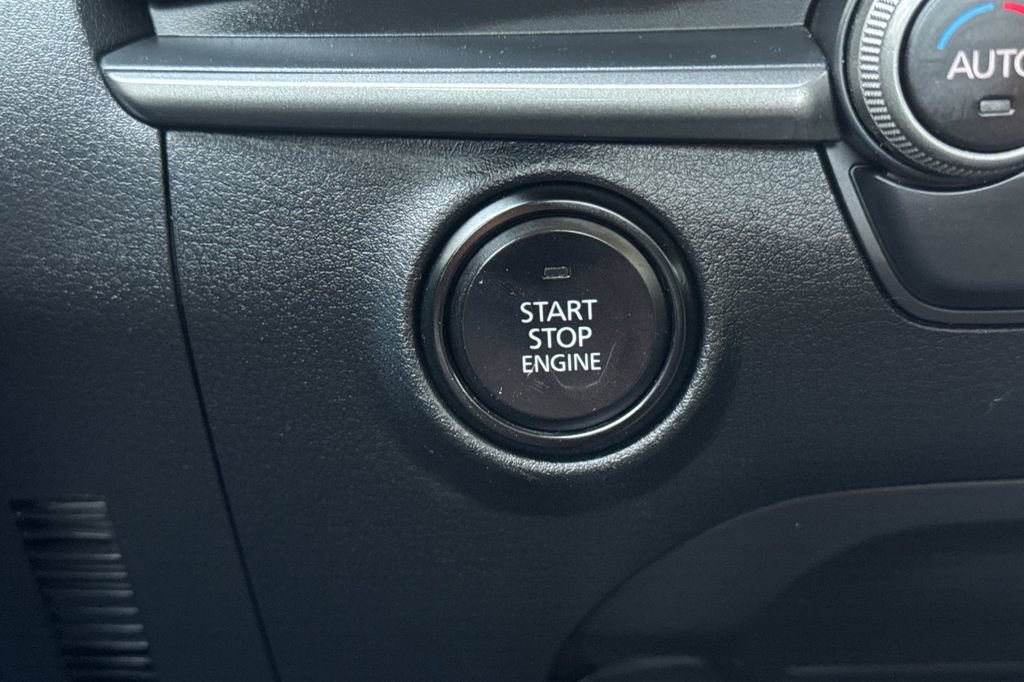 Used 2023 MAZDA MAZDA3 s image 20