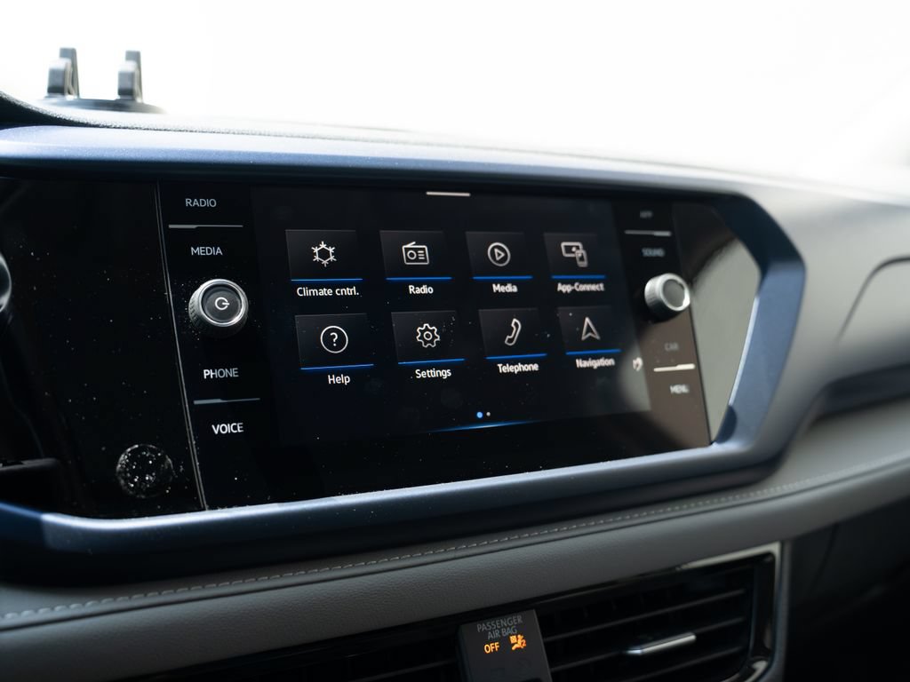 Certified 2023 Volkswagen Taos S FWD image 25