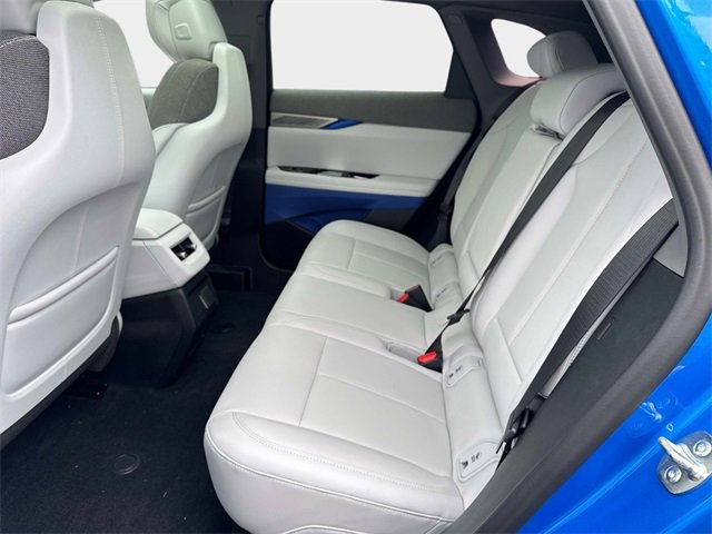 New 2026 Cadillac Optiq Luxury 1 image 11