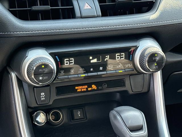 Used 2020 Toyota RAV4 XLE w/ Convenience Package image 22